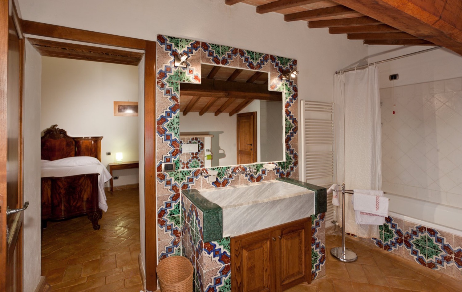 The Greater Villa — GV 4 (bathroom)